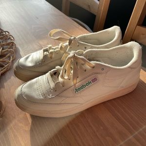 Reebok vintage shoes